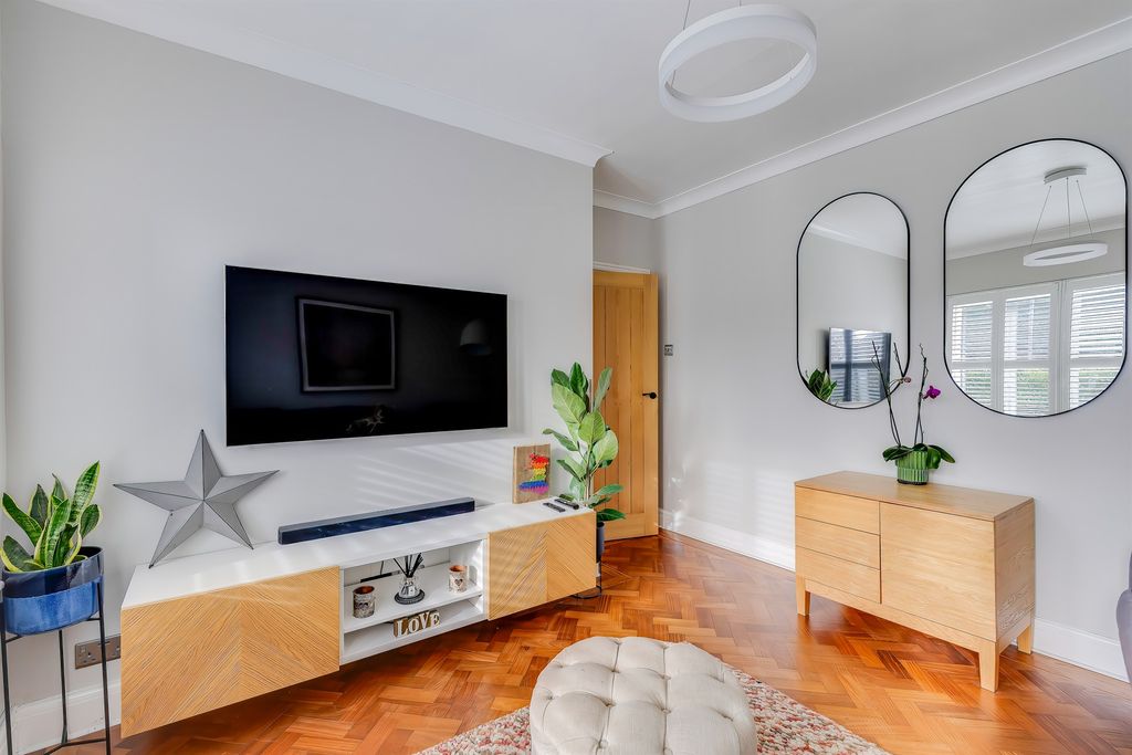 Additional image 5 of 4 bed detached house for saleSouth Rise, Llanishen, Cardiff CF14