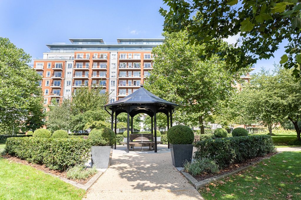 Additional image 29 of 2 bed flat for saleHeritage Avenue, Colindale NW9