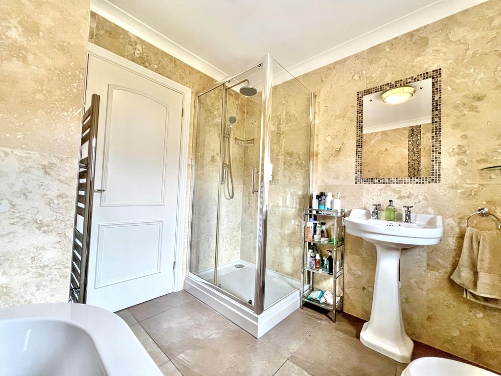 Additional image 25 of 4 bed detached house for saleOutstanding Family Home 8 Walnut Grove, Crick, Caldicot, Monmouthshire NP26