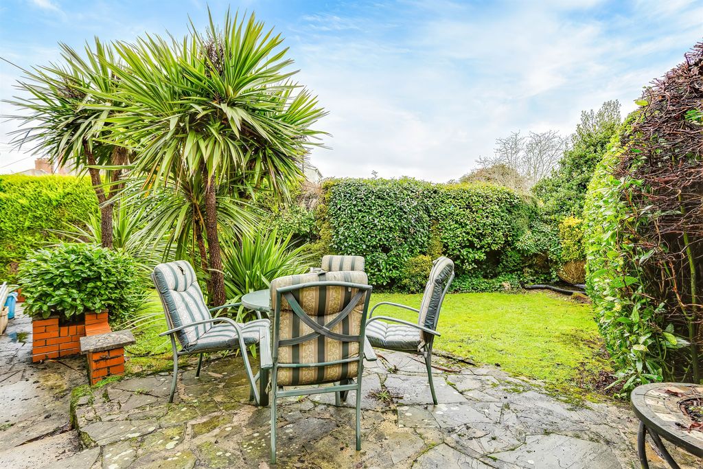 Additional image 19 of 5 bed semi-detached house for saleSt. Cenydd Road, Heath, Cardiff CF14