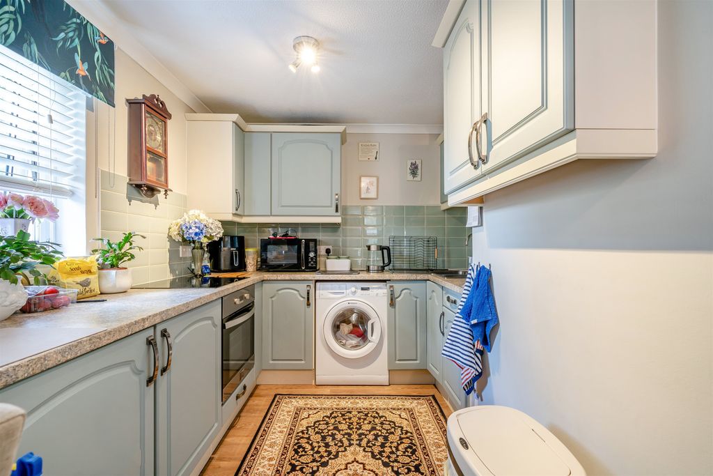 Additional image 7 of 1 bed flat for saleKingsmead Court, The Oldway Centre, Monmouth, Monmouthshire NP25