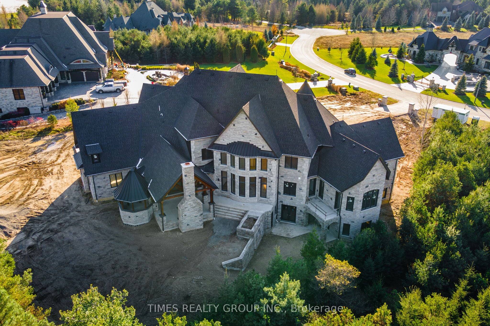 17 Edgewild Drive, Caledon, ON, L7E 4H7