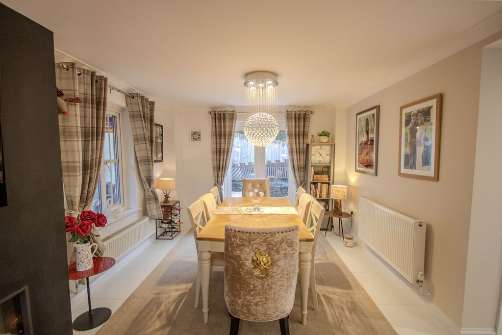 Additional image 11 of 5 bed detached house for saleFisher Hill Way, Cardiff CF15