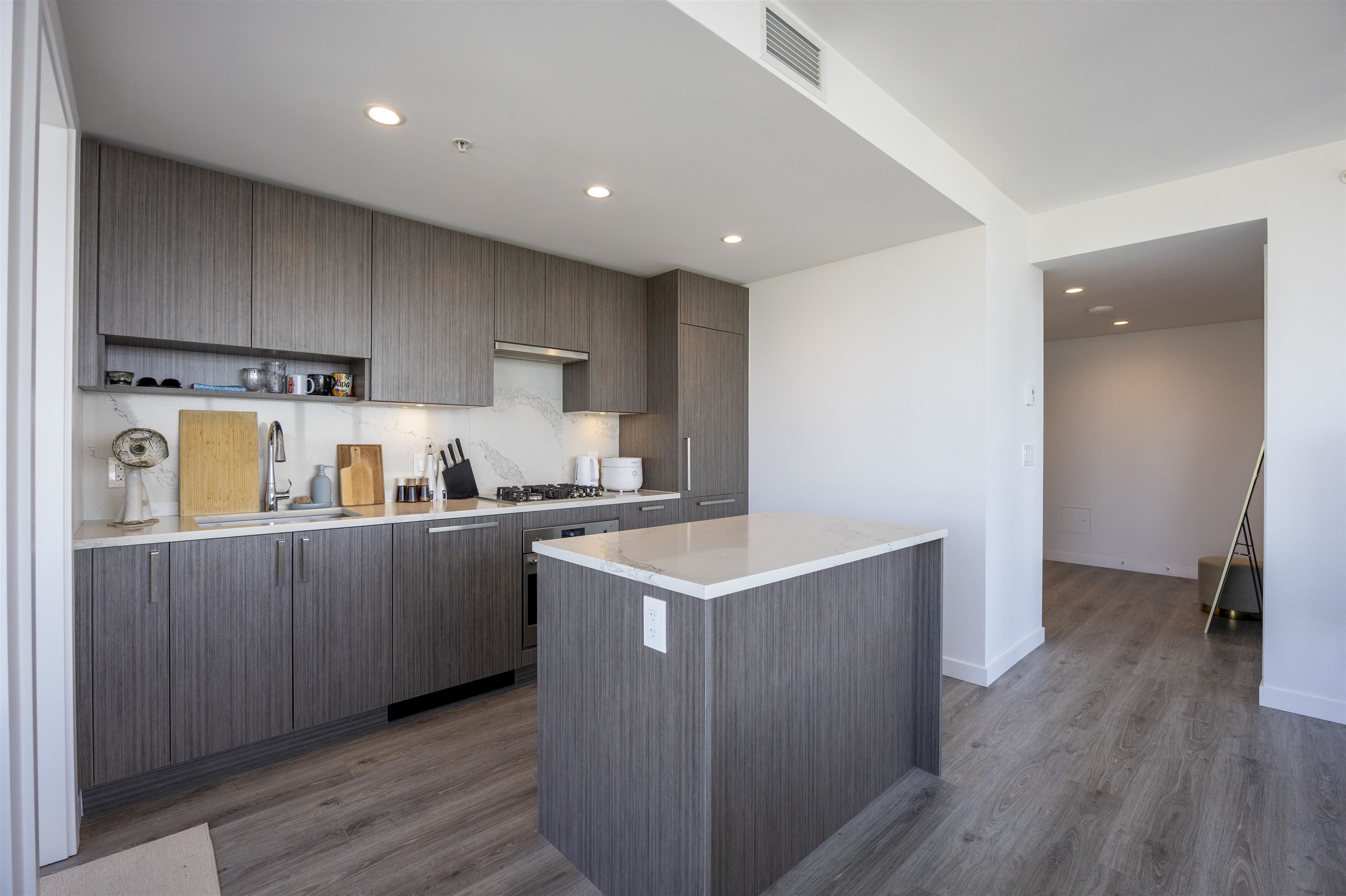 Additional image 6 of 3802-13350 Central Avenue, Surrey, BC, V3T 0S1