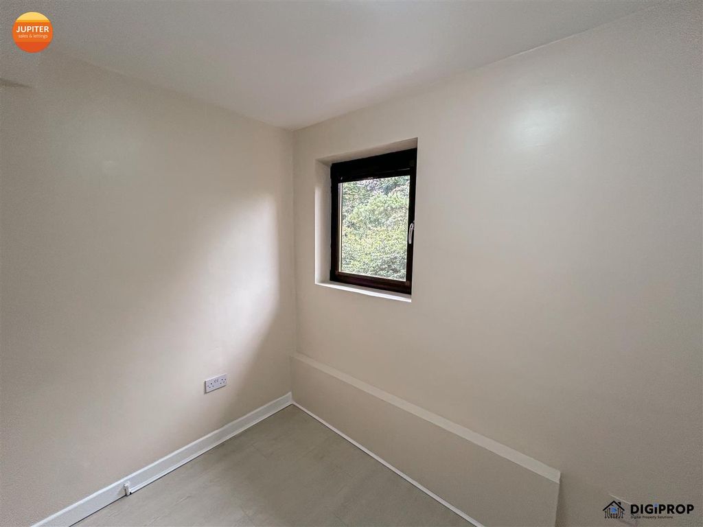 Additional image 19 of 3 bed flat for saleThe Crescent, Llandaff CF5