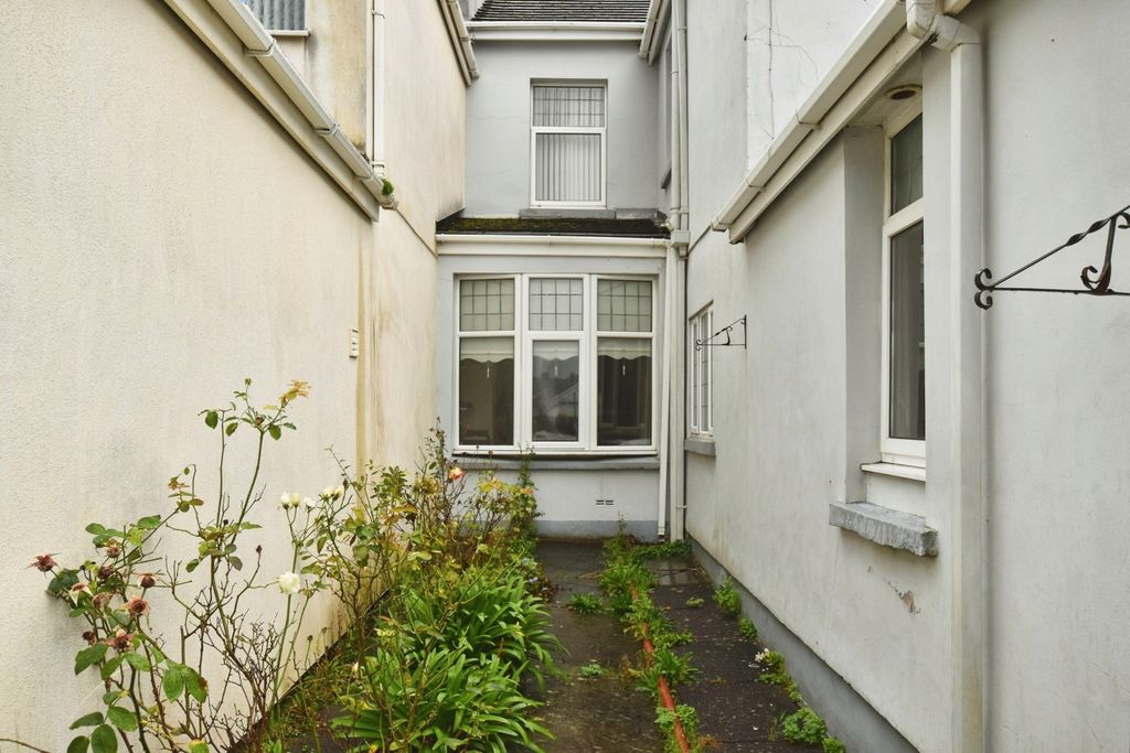 Additional image 27 of 4 bed end terrace house for saleQueen Victoria Road, Llanelli, Carmarthenshire SA15