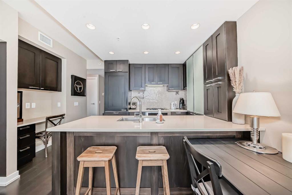 Additional image 5 of 1528-222 Riverfront Avenue SW, Calgary, AB, t2p0x2