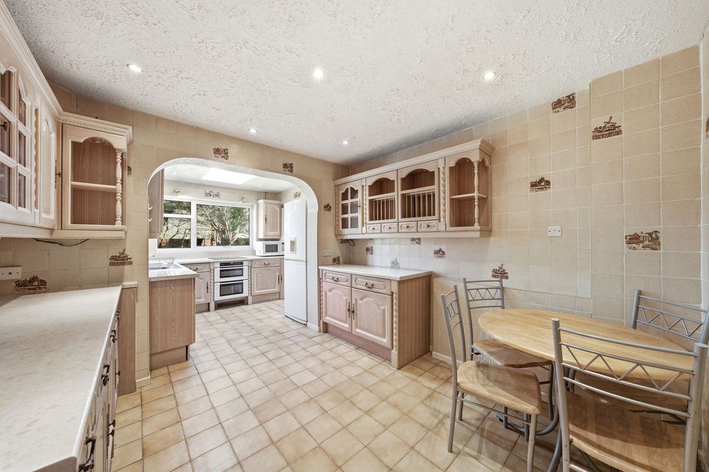 Additional image 3 of 5 bed semi-detached house for saleLong Reach Road, Cambridge CB4