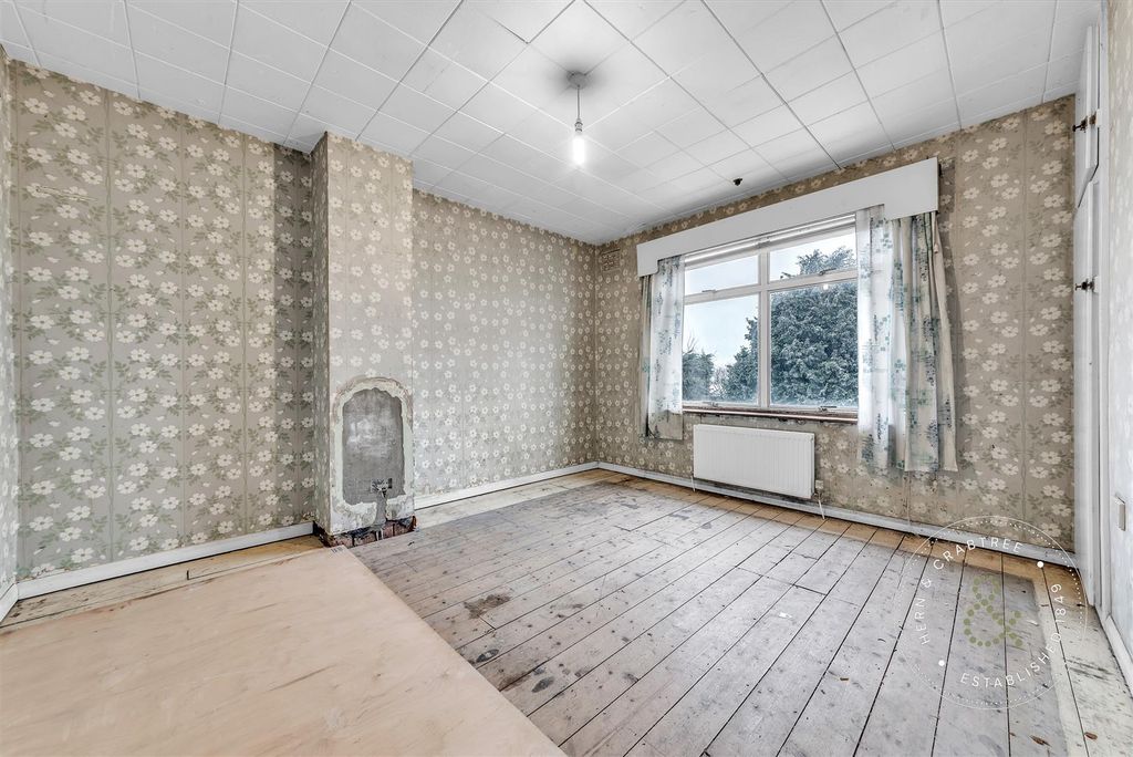 Additional image 10 of 3 bed semi-detached house for saleKing George V Drive North, Cardiff CF14