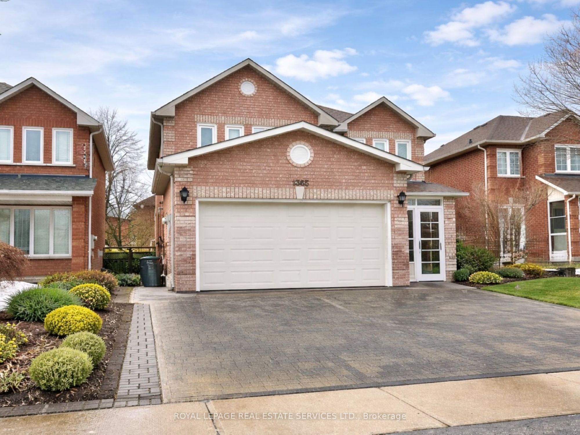 Bsmt-1365 Willowvale Gardens, Mississauga, ON, L5V 1V1