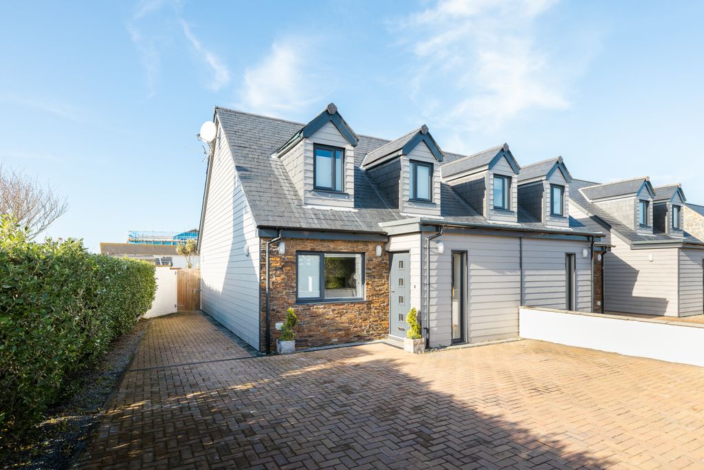 Additional image 3 of 3 bed end terrace house for saleRue De Bouverie, Castel, Guernsey GY5