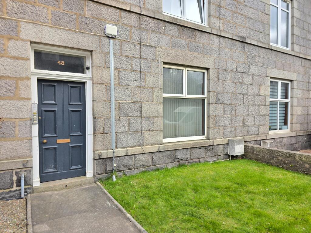 Balmoral Place, Holburn, Aberdeen, AB10