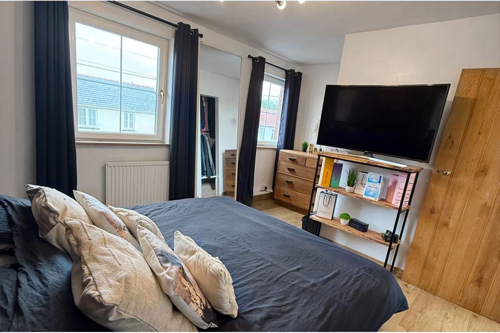 Additional image 11 of 3 bed semi-detached house for saleVincent Avenue, Ebbw Vale NP23