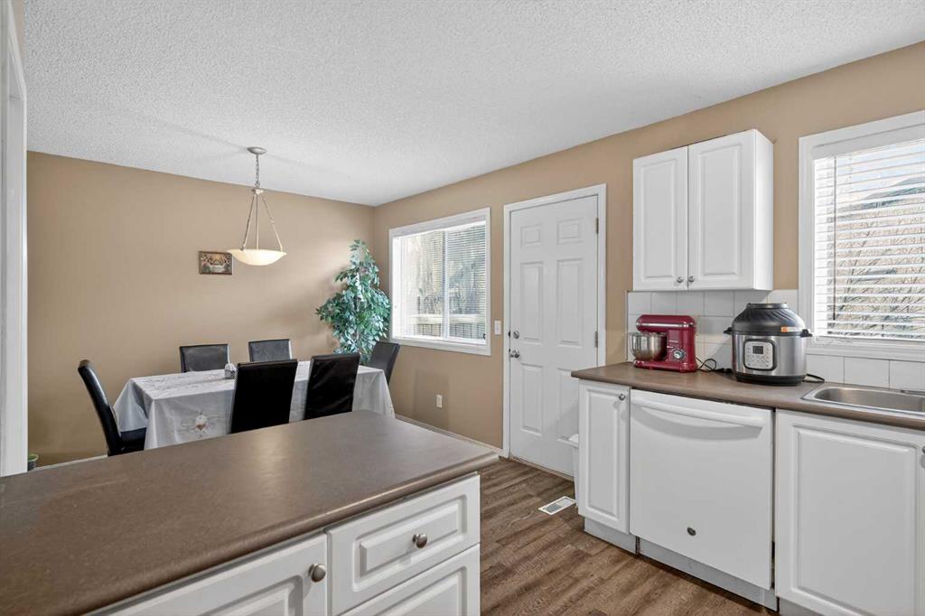 Additional image 6 of 260 Stonemere Place , Chestermere, AB, T1Z 1N2