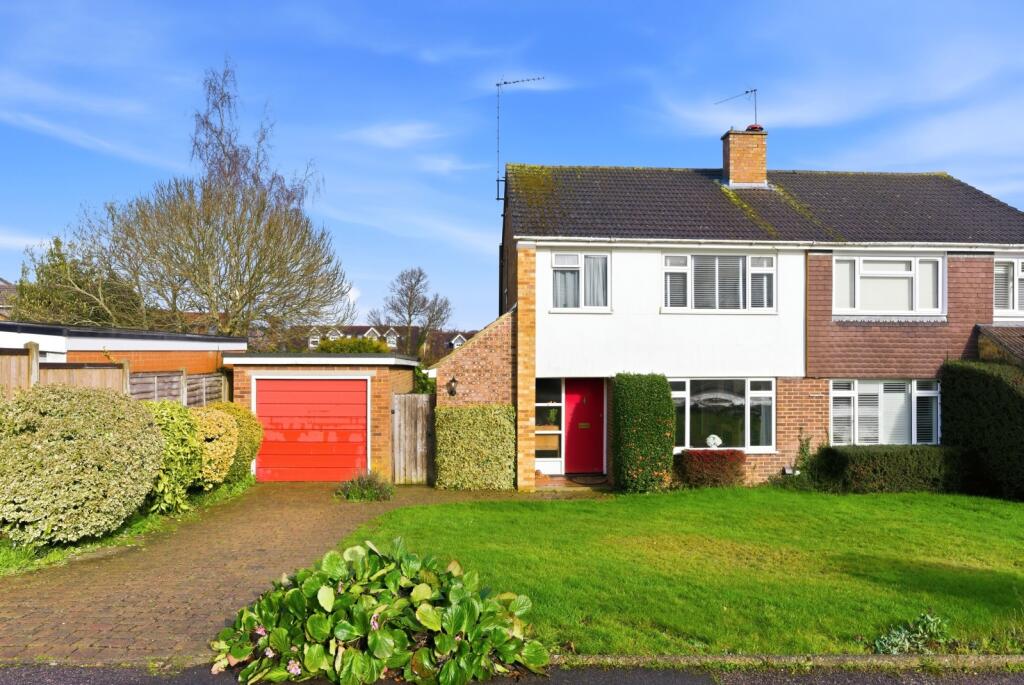 Barton Close, Harpenden, Hertfordshire, AL5