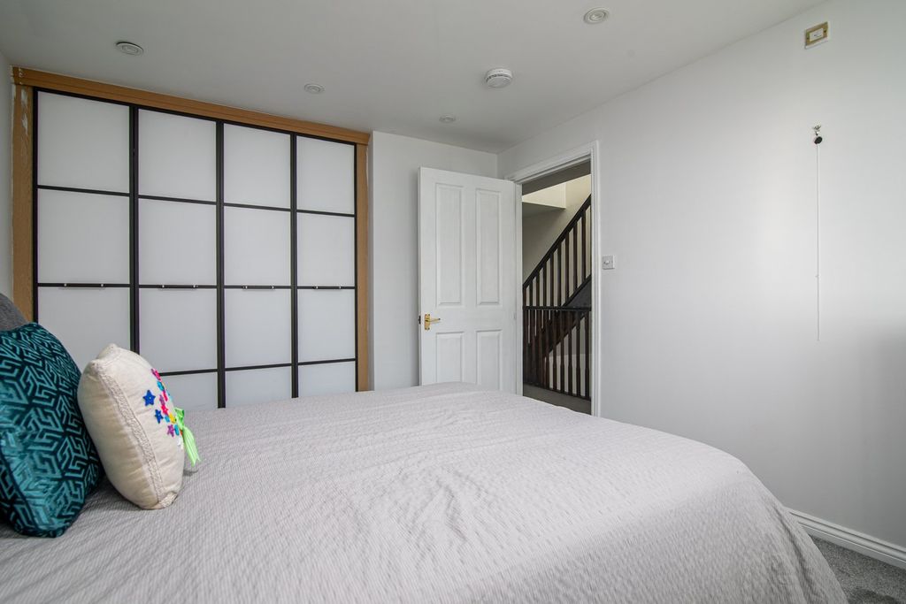 Additional image 14 of 4 bed terraced house for saleSt Johns Road, St Helier JE2