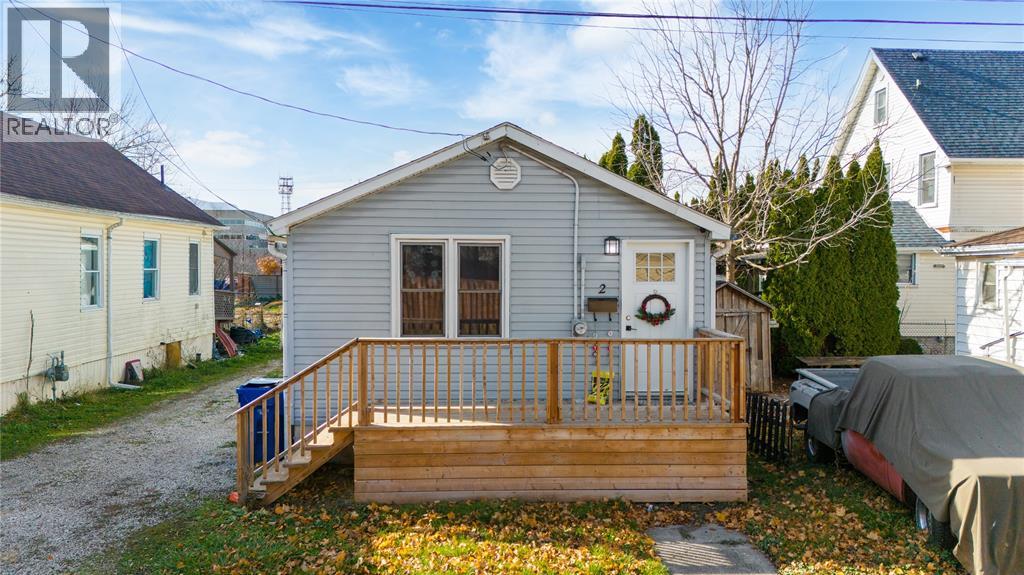 2 Daniels Place, Chatham, ON, N7M4P5