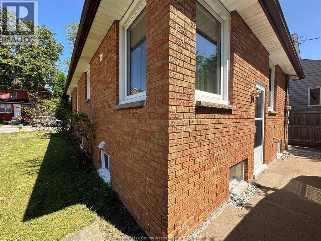 Additional image 2 of LOWER-849 Dougall Avenue, Windsor, ON, N9A4R3