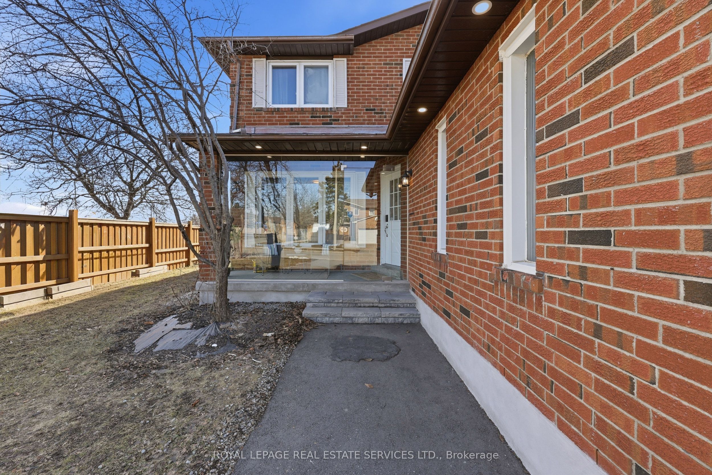 Additional image 5 of 4134 Murray Hill Crescent, Mississauga, ON, L5C 4H8