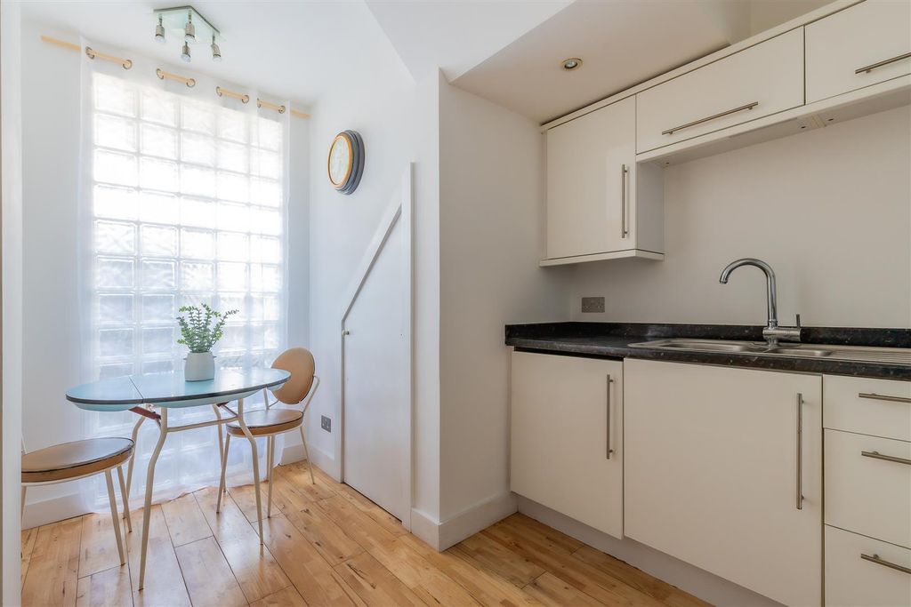 Additional image 3 of 2 bed flat for saleMarlborough Road, Penylan, Cardiff CF23
