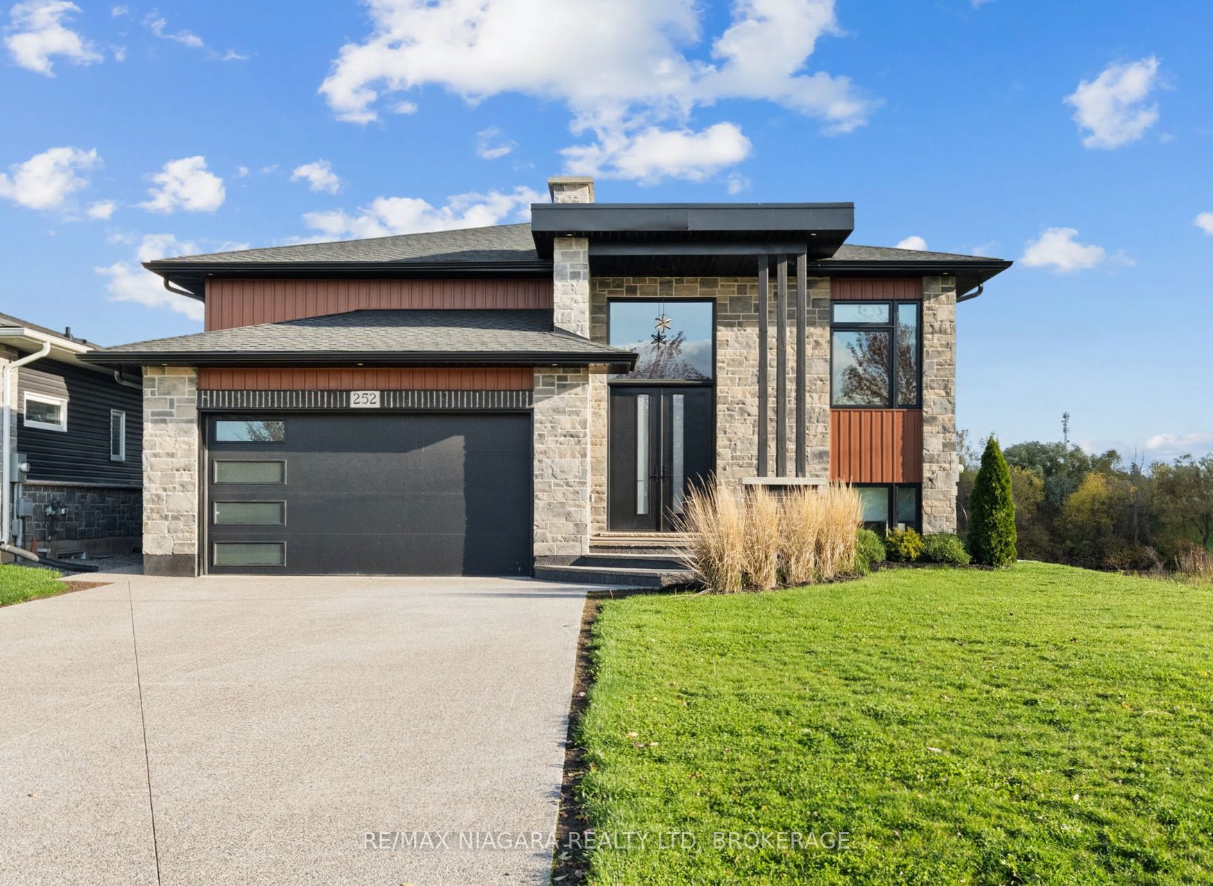 252 Colbeck Drive, Welland, ON, L3C 0B4