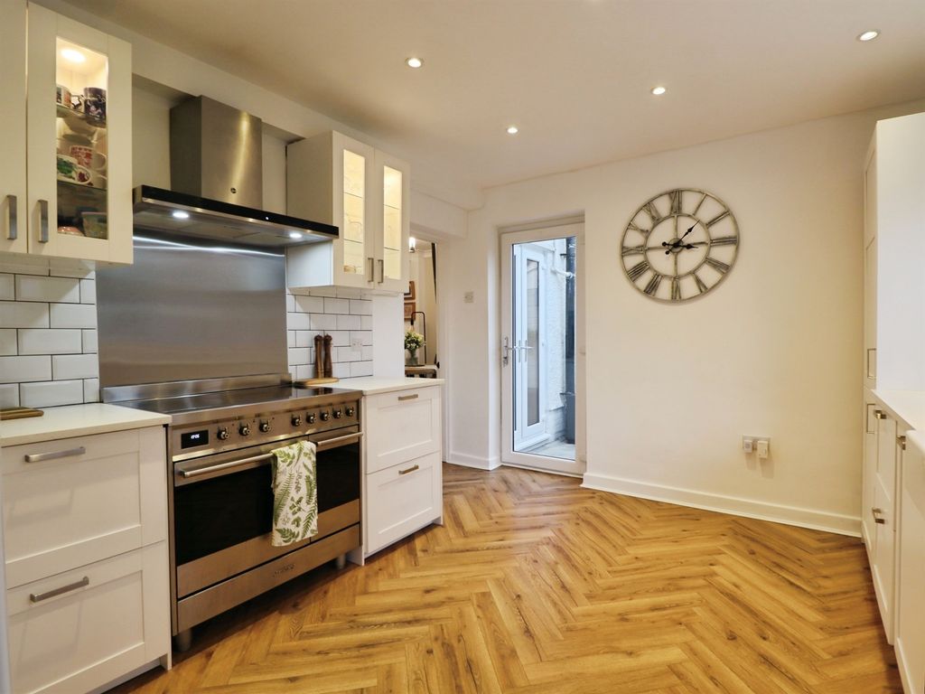 Additional image 10 of 3 bed semi-detached house for saleElgar Crescent, Llanrumney, Cardiff CF3
