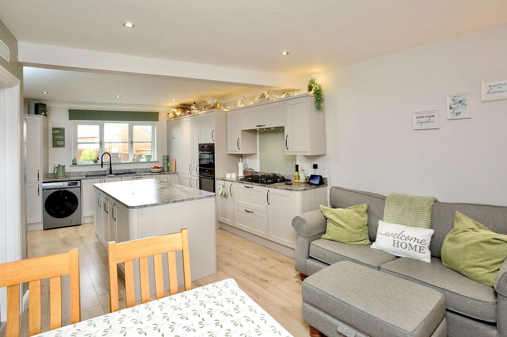 Additional image 2 of 4 bed town house for sale94 Lakeside Way, Nantyglo, Ebbw Vale NP23
