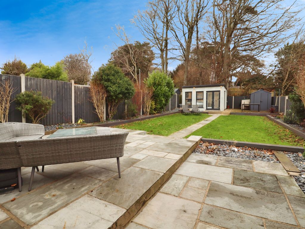 Additional image 2 of 3 bed semi-detached house for saleElgar Crescent, Llanrumney, Cardiff CF3