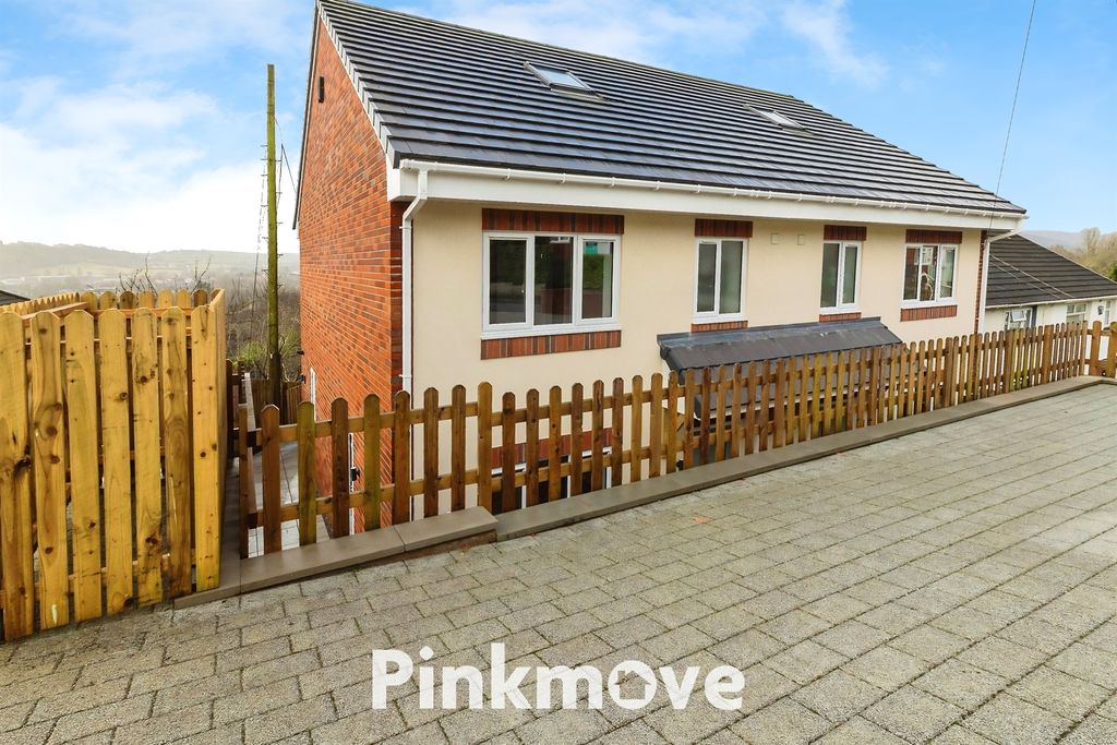 4 bed semi-detached house for saleTudor Crescent, Rogerstone, Newport NP10