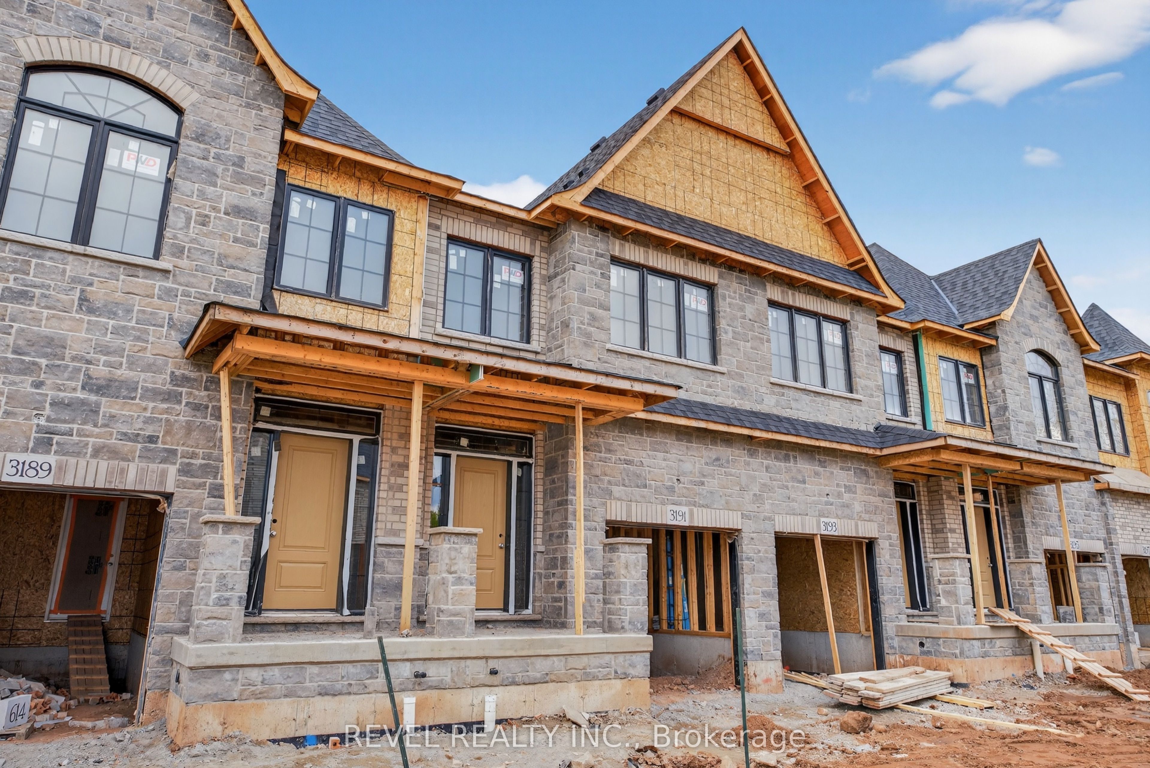 Additional image 3 of 9-600 Maplehill Drive, Burlington, ON, L7N 2W3