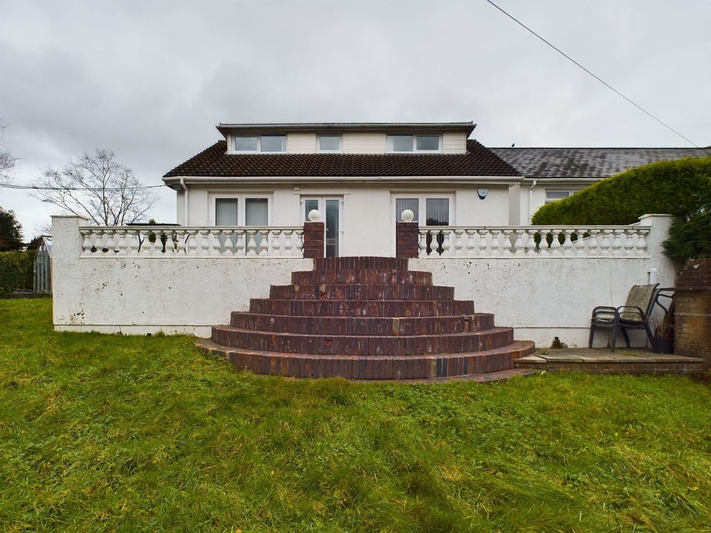 3 bed detached bungalow for saleAbertillery Road, Blaina NP13