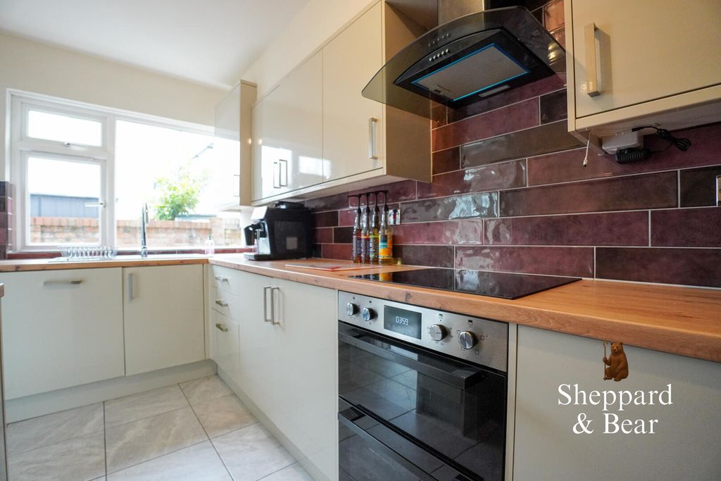 Additional image 13 of 2 bed maisonette for saleCyncoed Road, Cardiff CF23