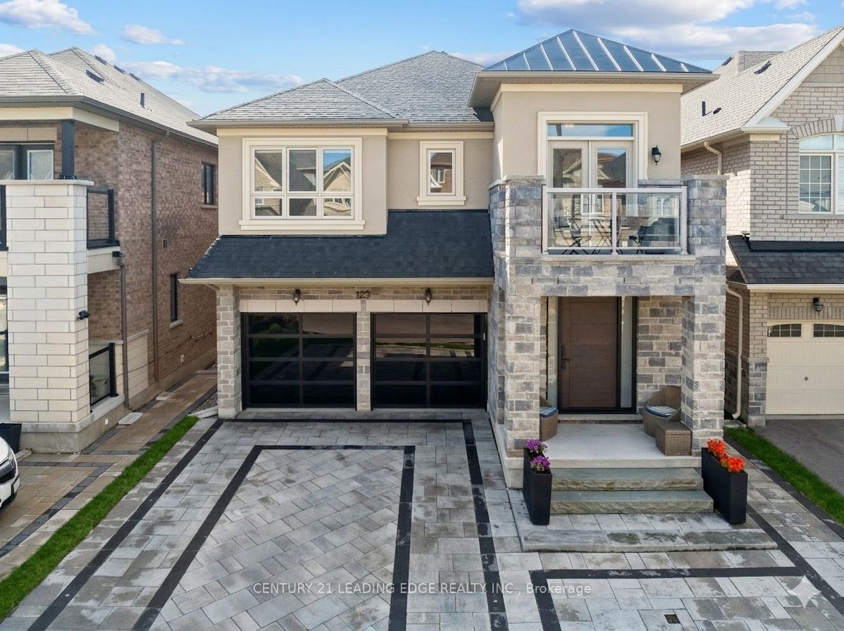 123 Ben Sinclair Avenue, East Gwillimbury, ON, L9N 0S3