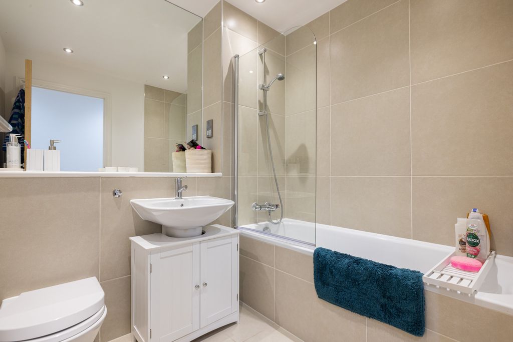 Additional image 20 of 2 bed flat for saleDon Road, St. Helier, Jersey JE2