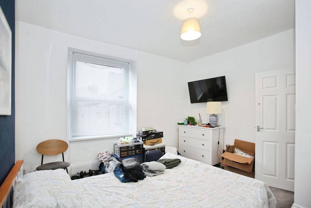 Additional image 8 of 5 bed end terrace house for saleCaerleon Road, Newport NP19