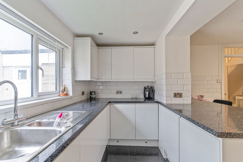 Additional image 2 of 3 bed end terrace house for saleAlbert Street, Cardiff CF11