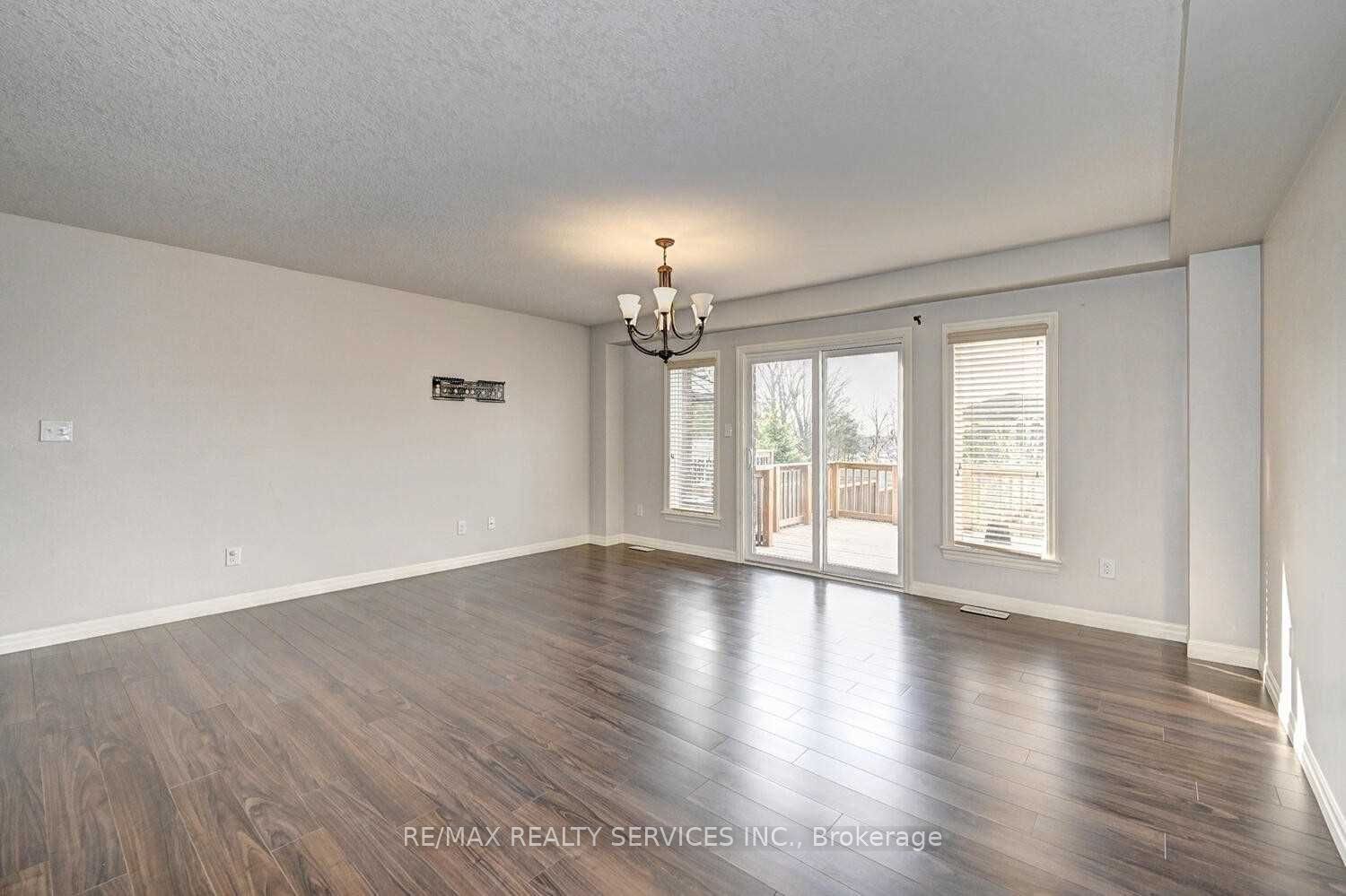 Additional image 5 of 130 Rochefort Street N, Kitchener, ON, N2R 0C1