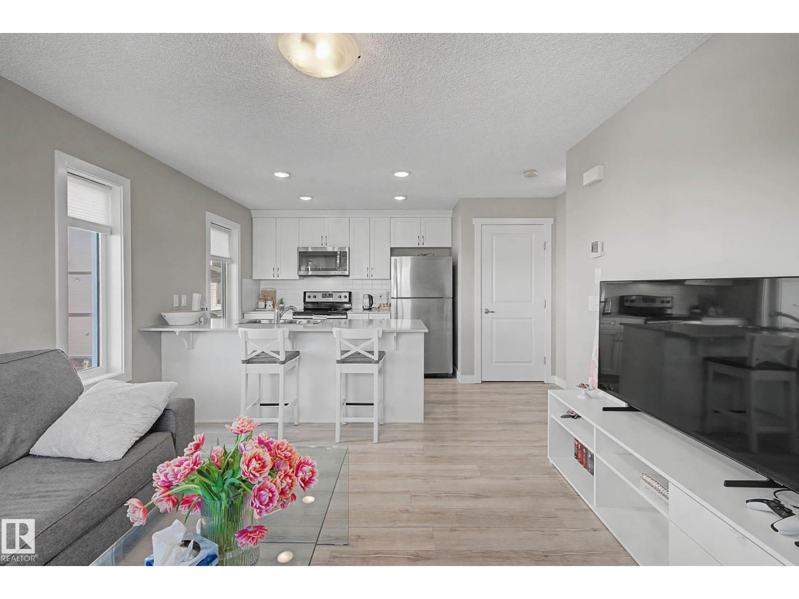2-1203 163 Street SW, Edmonton, AB, T6W3X1