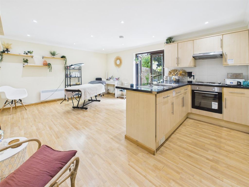 Additional image 16 of 5 bed detached bungalow for saleChepstow Road, Caldicot NP26