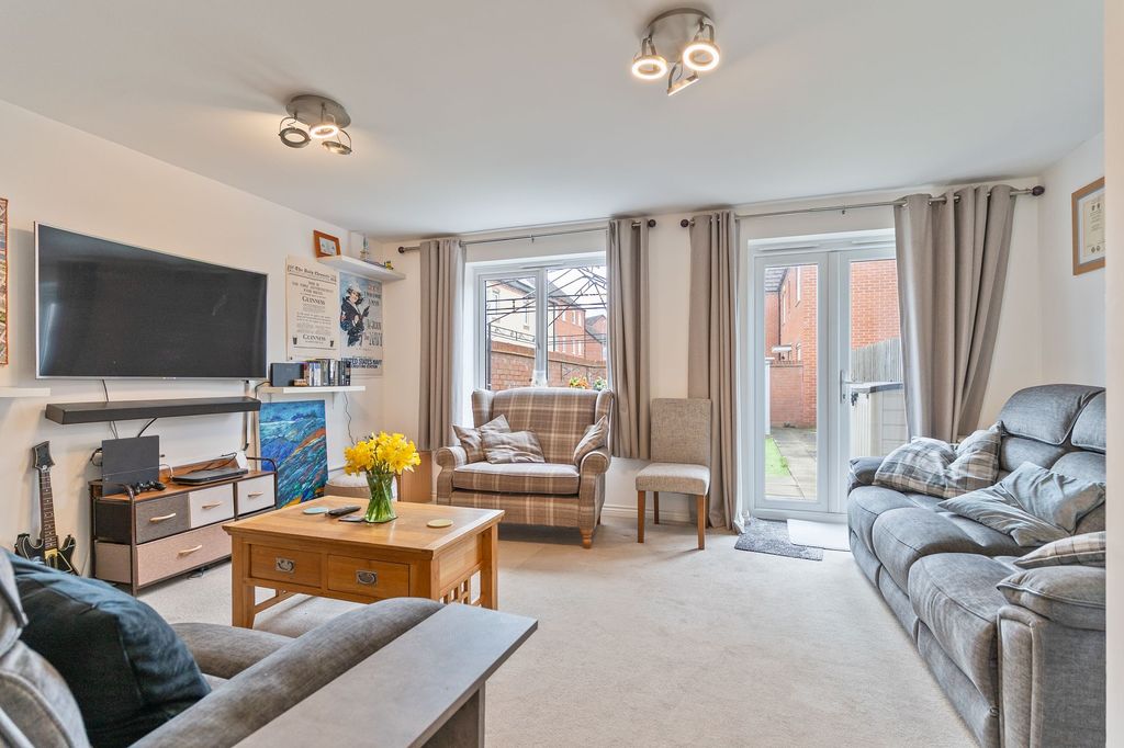 Additional image 6 of 3 bed semi-detached house for saleRedshank Walk, Newport NP19