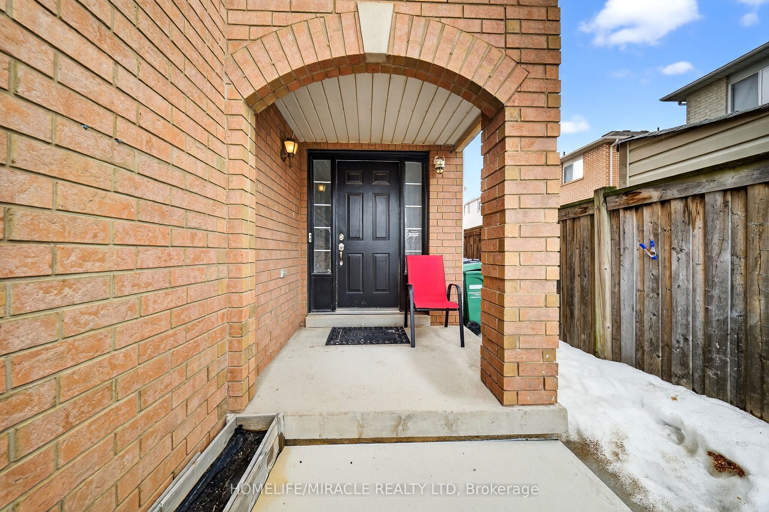 Additional image 3 of 71 Roadmaster Lane, Brampton, ON, L7A 3A7