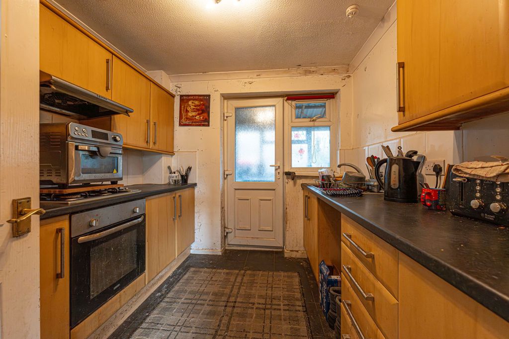 Additional image 2 of 3 bed terraced house for saleHanbury Gardens, Pontnewynydd NP4