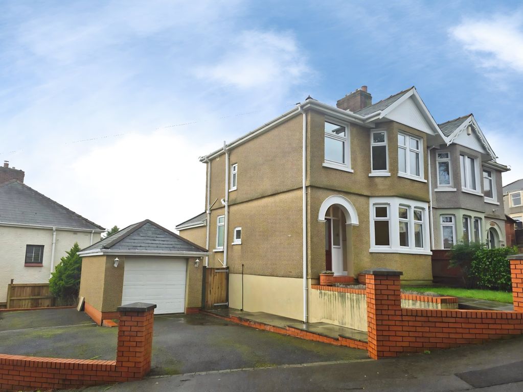 3 bed semi-detached house to rentTennyson Road, Newport NP19