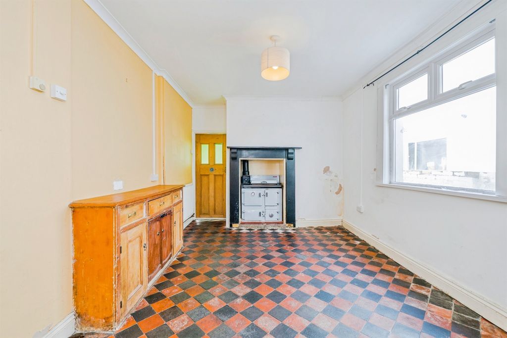 Additional image 11 of 4 bed terraced house for saleCarlisle Street, Splott, Cardiff CF24