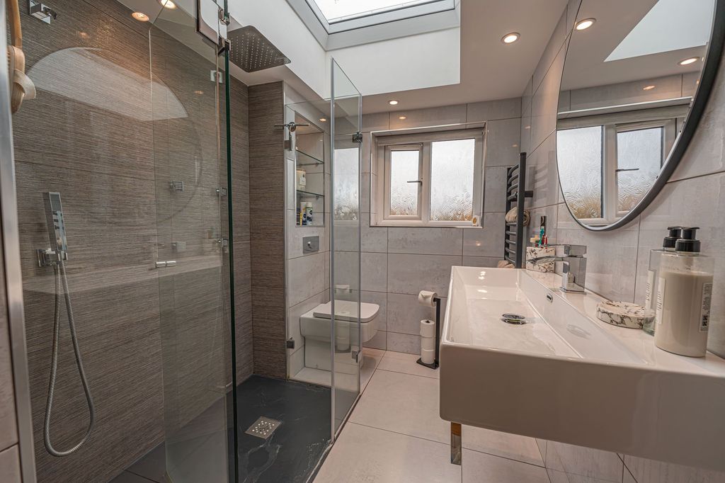 Additional image 33 of 4 bed detached house for saleHeronston Close, Undy NP26