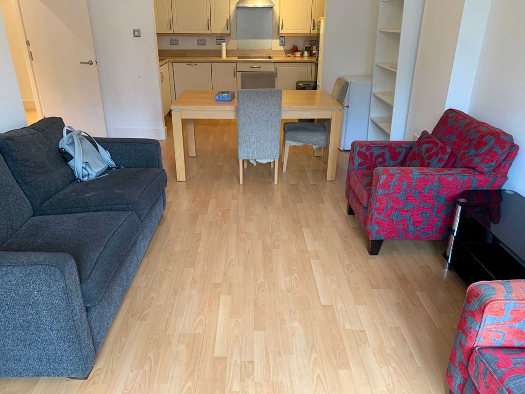 Additional image 2 of 2 bed flat for saleQueen Street, City Centre CF10