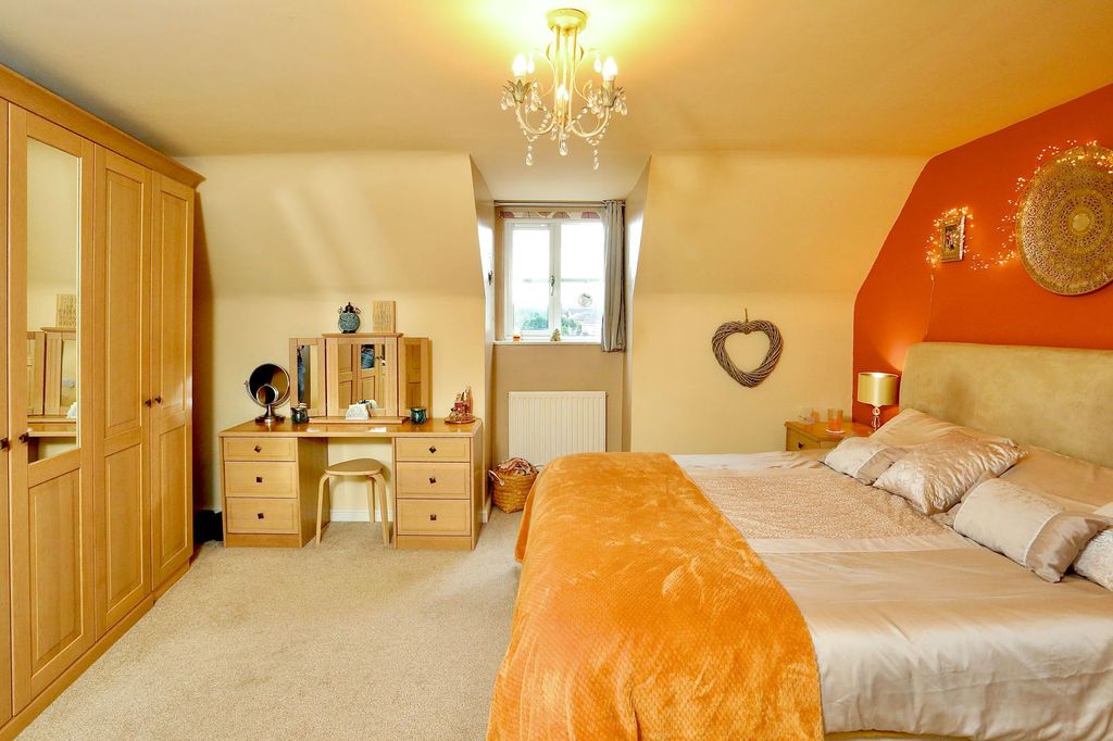 Additional image 20 of 4 bed town house for sale94 Lakeside Way, Nantyglo, Ebbw Vale NP23