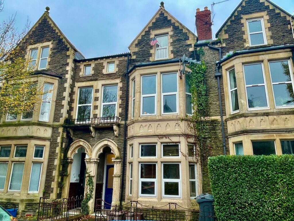 6 bed block of flats for saleConnaught Road, Cardiff CF24