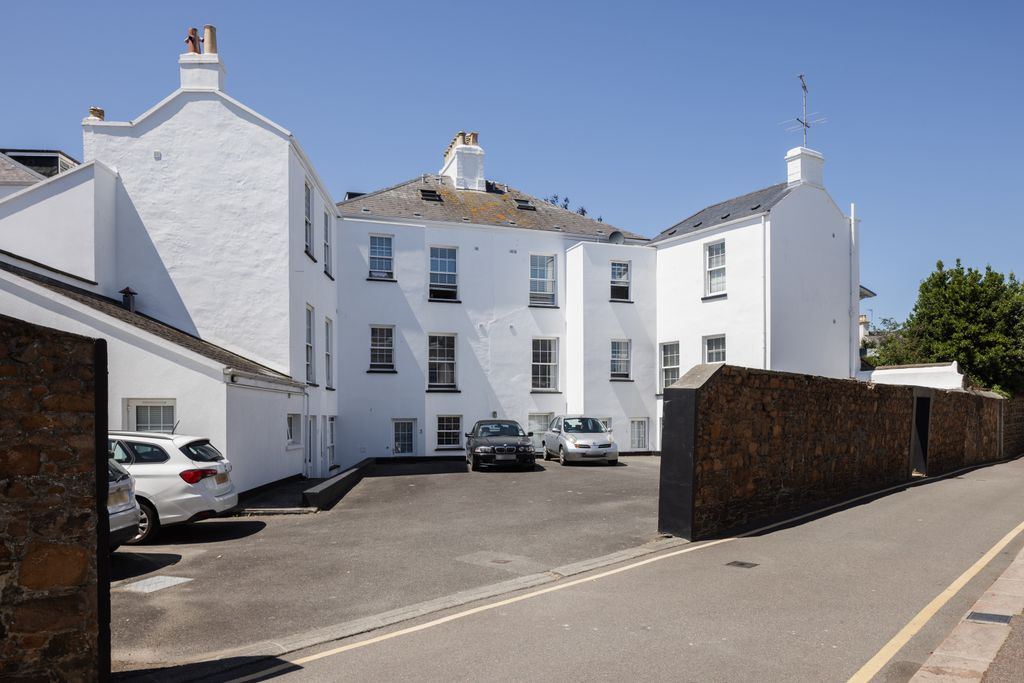 Additional image 3 of 17 bed detached house for saleVal Plaisant, St. Helier, Jersey JE2