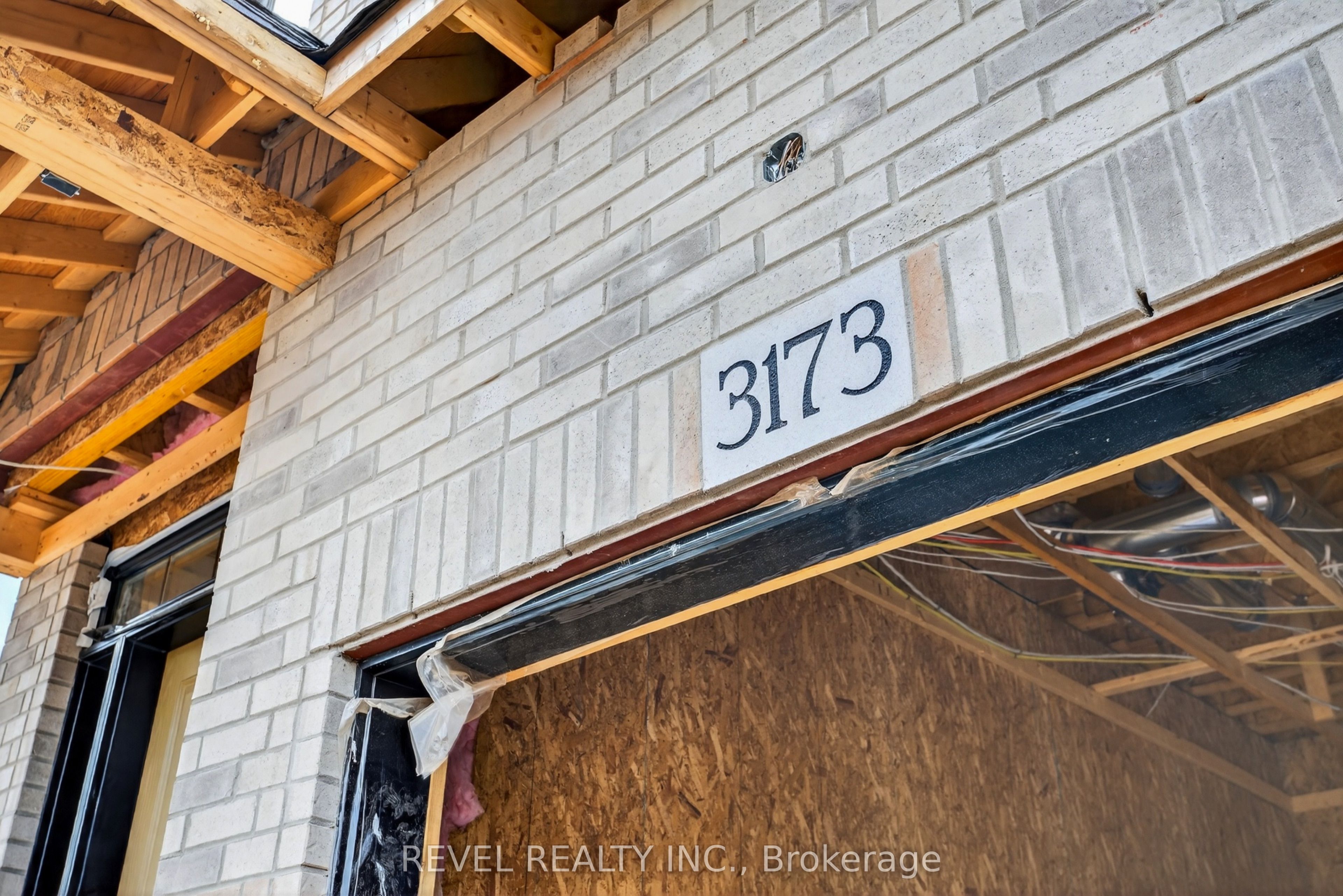 Additional image 5 of 1-600 Maplehill Drive, Burlington, ON, L7N 2W3